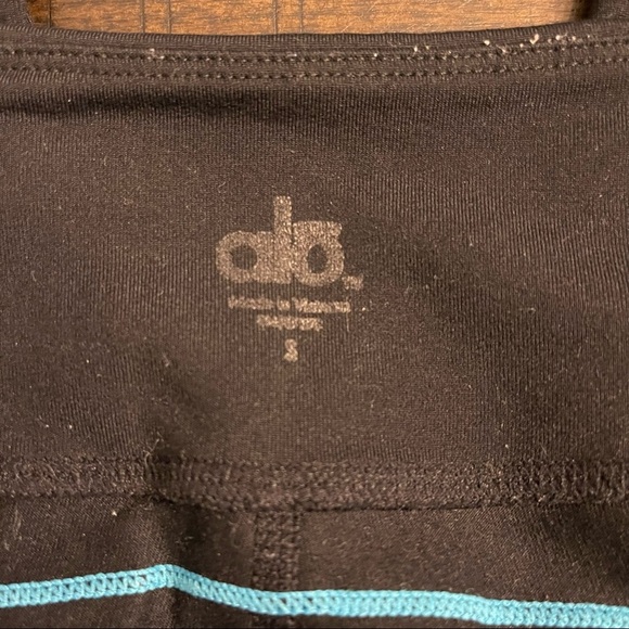 Alo Yoga Bootleg Cut‎ Leggings - Small - Picture 3 of 6